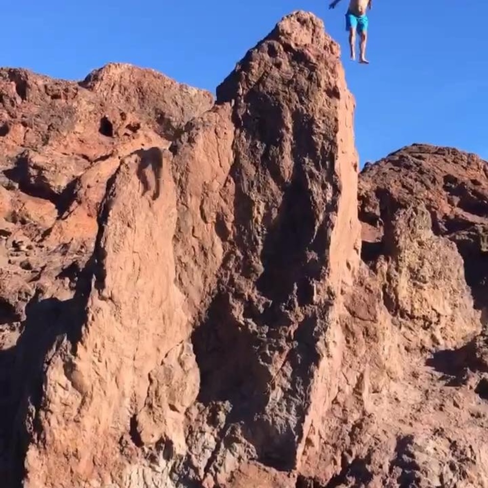 Meet your Posher, Sam